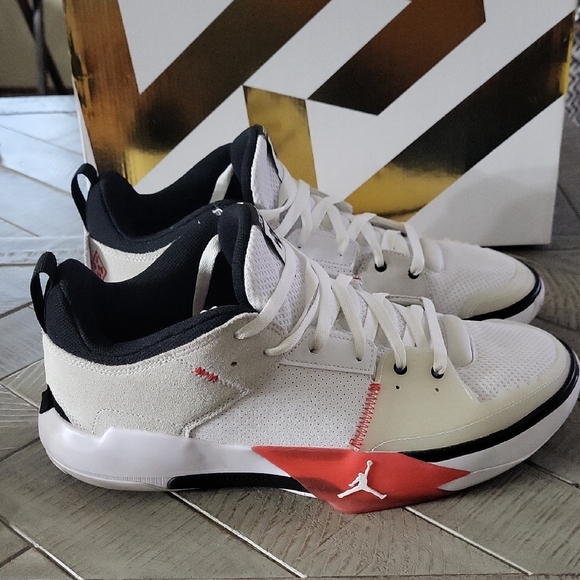 Jordan One Take 5 White Athletic Sneakers Black Red With Box main image 10